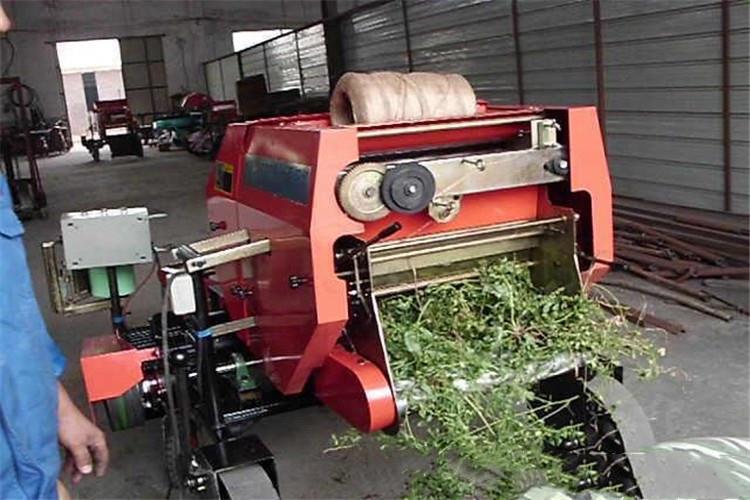青贮打捆机