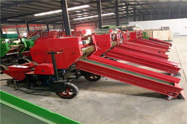 青贮打捆机主要由铝辊组织及牵引有些、进料组织、主传动组织、绕线捆扎组织、安全防护罩组织等 青贮打捆机主要由铝辊组织及牵引有些、进料组织、主传动组织、绕线捆扎组织、安全防护罩组织等