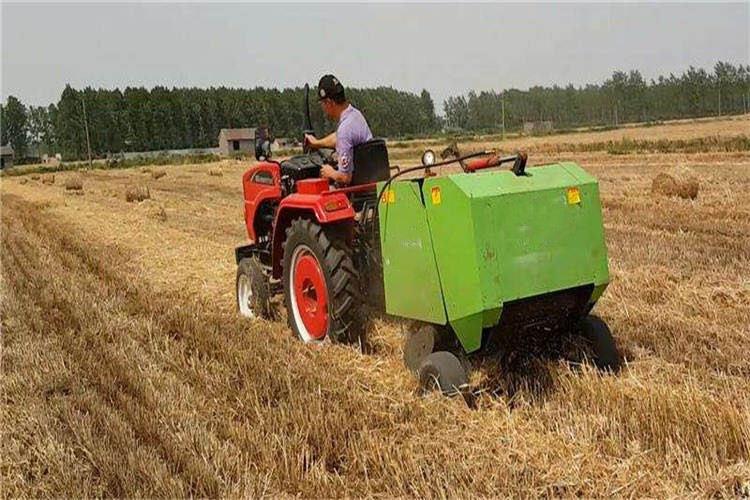 我们在使用秸秆打捆机的时候,要注意保持秸秆打捆机的清洁度,要注意防止灰尘、棉纱等杂物进入到油箱中 我们在使用秸秆打捆机的时候,要注意保持秸秆打捆机的清洁度,要注意防止灰尘、棉纱等杂物进入到油箱中